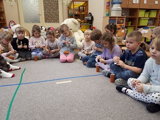 Grafika #47: 25.11.2019 Dzień Pluszowego Misia