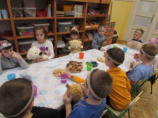 Grafika #72: 25.11.2019 Dzień Pluszowego Misia