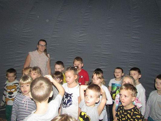 Grafika #15: 20.11.2019 Mobilne Planetarium