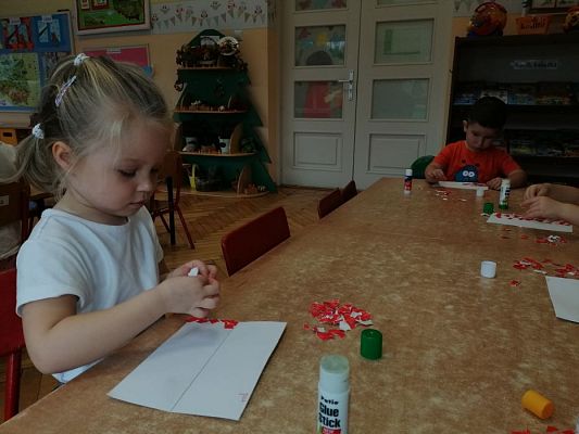 Grafika #5: Tak Maluszki obchodziły Święto Niepodległości