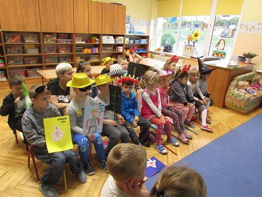 Grafika #14: 15.11.2019 Dzień postaci z bajek