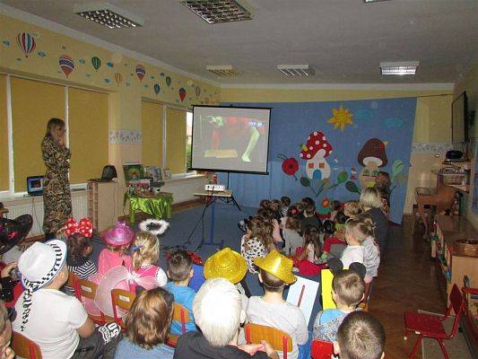 Grafika #18: 15.11.2019 Dzień postaci z bajek