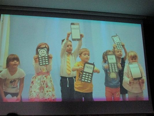 Grafika #13: 25.10.2019 Konkurs "Sfejsowani - uzależnienie XXI wieku"