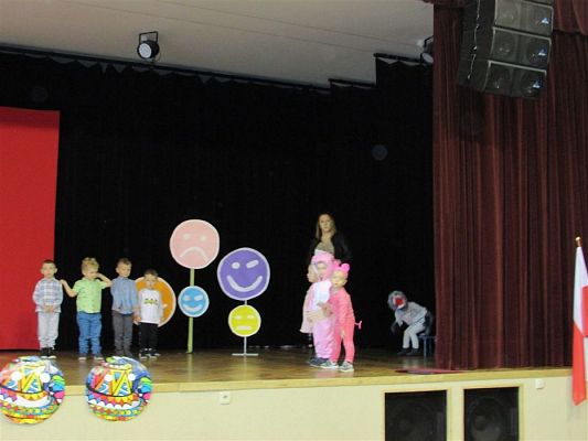 Grafika #16: 25.10.2019 Konkurs "Sfejsowani - uzależnienie XXI wieku"