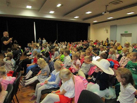 Grafika #23: 25.10.2019 Konkurs "Sfejsowani - uzależnienie XXI wieku"