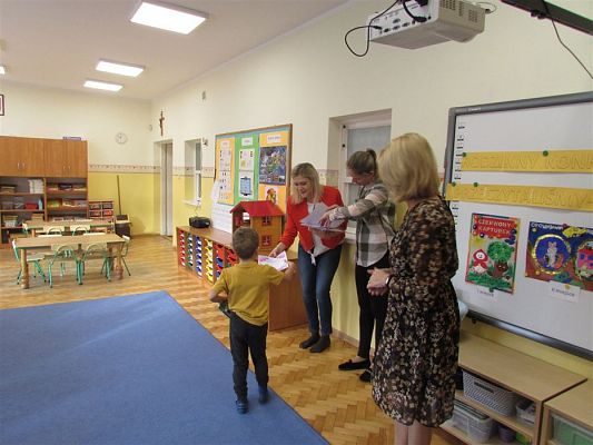 Grafika #19: 24.10.2019 Wręczenie nagród w konkursie plastycznym pt."Przeczytaliśmy-namalowaliśmy"