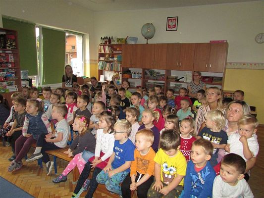 Grafika #15: 23.10.2019 Zajęcia edukacyjne nt."W świecie zwierząt-jeż"