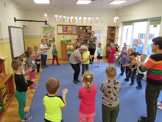 Grafika #22: 23.10.2019 Zajęcia edukacyjne nt."W świecie zwierząt-jeż"