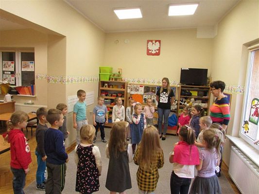 Grafika #24: 23.10.2019 Zajęcia edukacyjne nt."W świecie zwierząt-jeż"