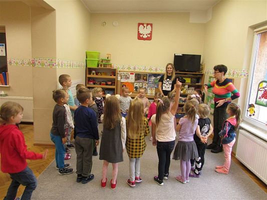 Grafika #27: 23.10.2019 Zajęcia edukacyjne nt."W świecie zwierząt-jeż"