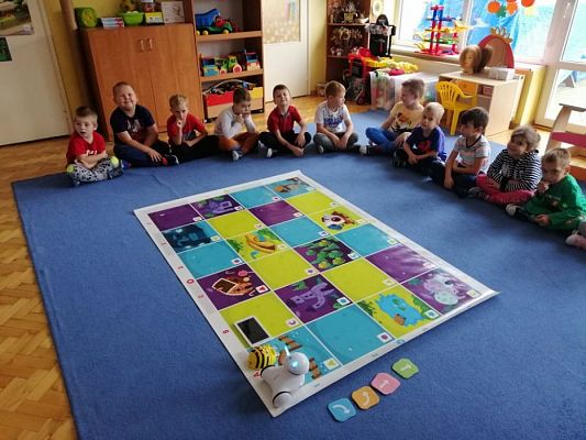 Grafika #4: 18.10.2019 Zajęcia z użyciem technologii informacyjnych w grupie III