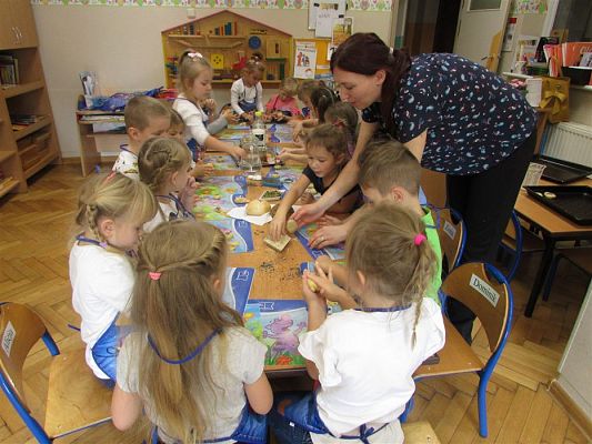 Grafika #37: 16.10.2019 Od ziarenka do bochenka - pieczemy chleb i bułeczki - gr II