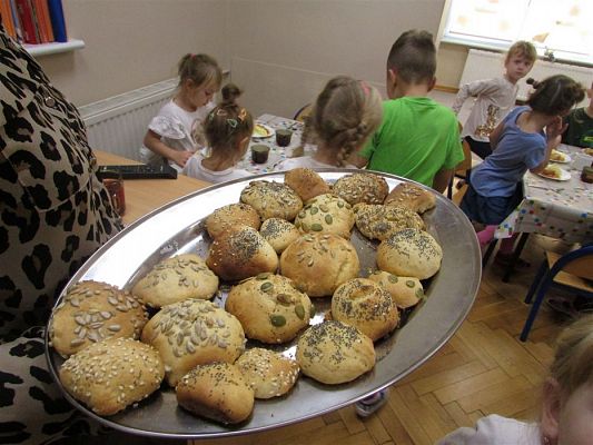 Grafika #46: 16.10.2019 Od ziarenka do bochenka - pieczemy chleb i bułeczki - gr II