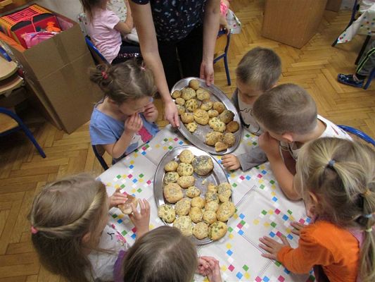Grafika #53: 16.10.2019 Od ziarenka do bochenka - pieczemy chleb i bułeczki - gr II