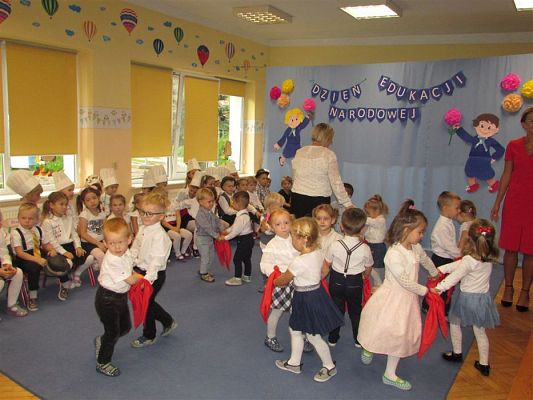 Grafika #29: Dzień Edukacji Narodowej w naszym przedszkolu