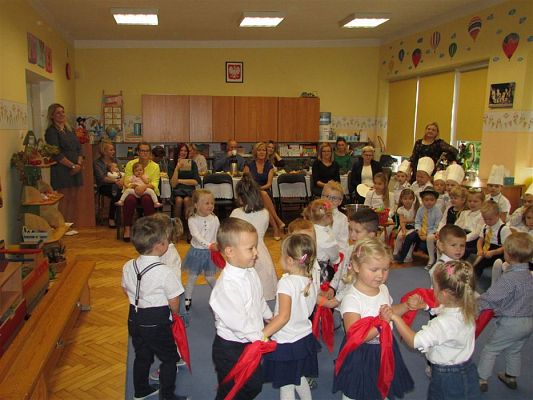 Grafika #30: Dzień Edukacji Narodowej w naszym przedszkolu