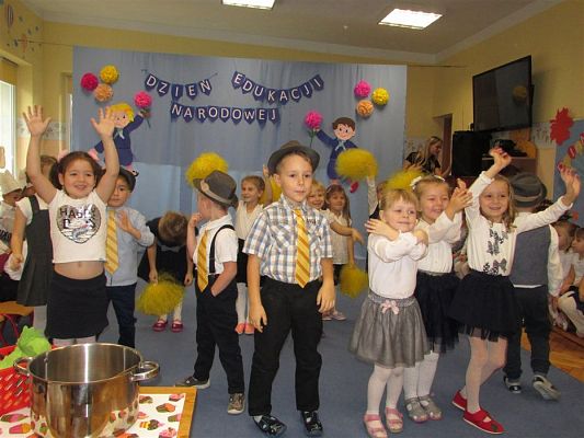 Grafika #41: Dzień Edukacji Narodowej w naszym przedszkolu