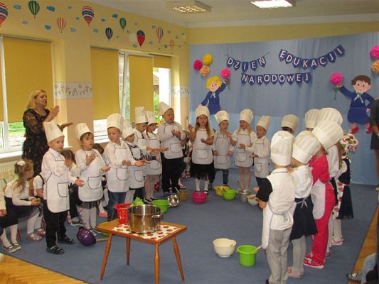 Grafika #47: Dzień Edukacji Narodowej w naszym przedszkolu