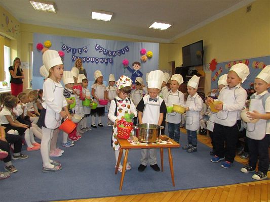 Grafika #58: Dzień Edukacji Narodowej w naszym przedszkolu