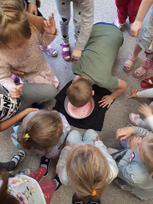 Grafika #1: 09.10.2019 Zajęcia gimnastyczne w gr II z elementami Metody Integracji Sensorycznej