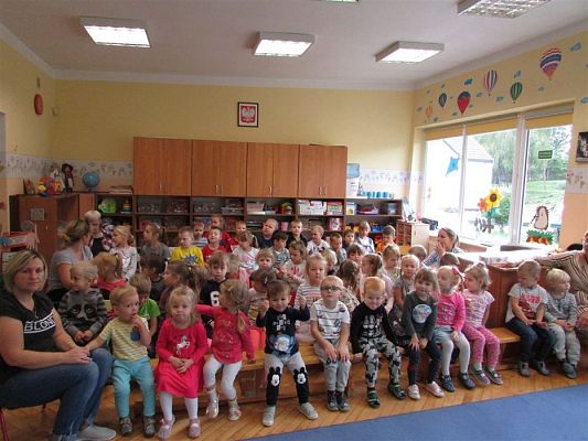 Grafika #0: 07.10.2019 Przedstawienie pt. "Jaś w krainie bajek"