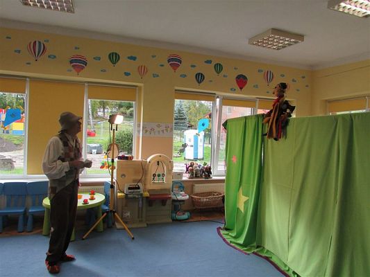 Grafika #10: 07.10.2019 Przedstawienie pt. "Jaś w krainie bajek"