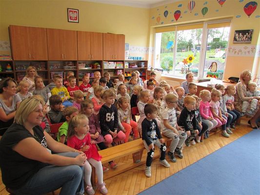 Grafika #11: 07.10.2019 Przedstawienie pt. "Jaś w krainie bajek"