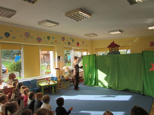 Grafika #15: 07.10.2019 Przedstawienie pt. "Jaś w krainie bajek"