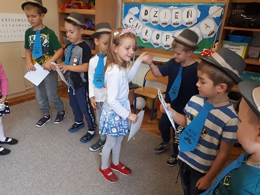 Grafika #1: 30.09.2019 Dzień Chłopaka