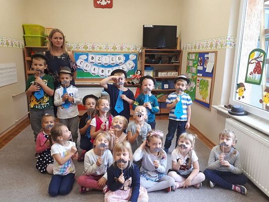 Grafika #48: 30.09.2019 Dzień Chłopaka