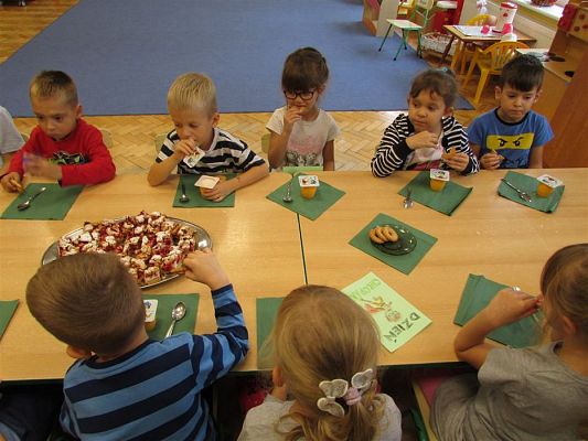 Grafika #66: 30.09.2019 Dzień Chłopaka