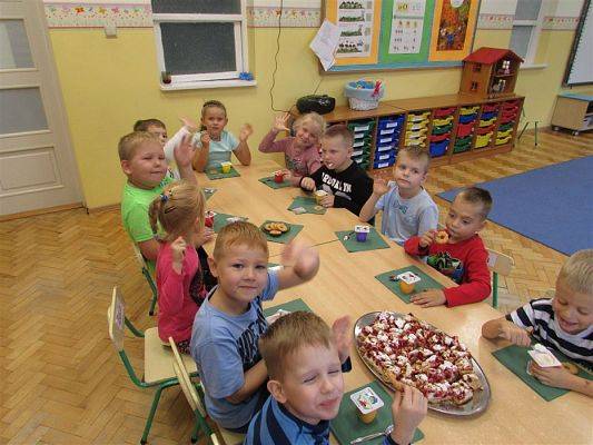 Grafika #67: 30.09.2019 Dzień Chłopaka