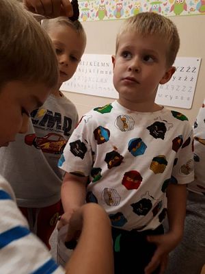 Grafika #53: 26.09.2019 Mały badacz razem z książką poznaje świat Gr II