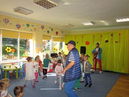 Grafika #14: 24.09.2019 Koncert muzyczny na pożegnanie lata