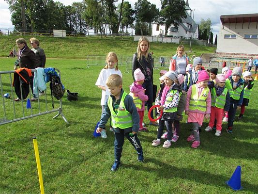 Grafika #35: 20.09.2019 Olimpiada osób niepełnosprawnych na stadionie w Charbrowie
