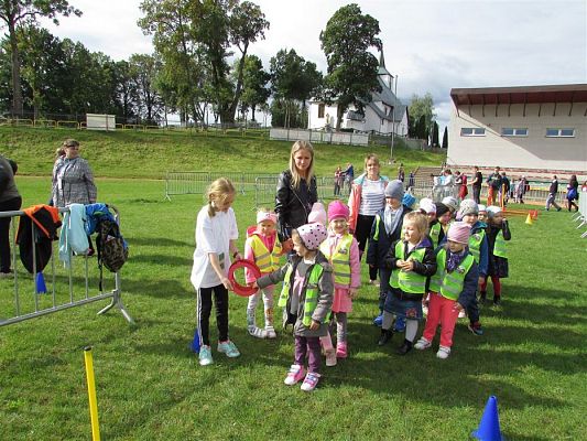 Grafika #36: 20.09.2019 Olimpiada osób niepełnosprawnych na stadionie w Charbrowie