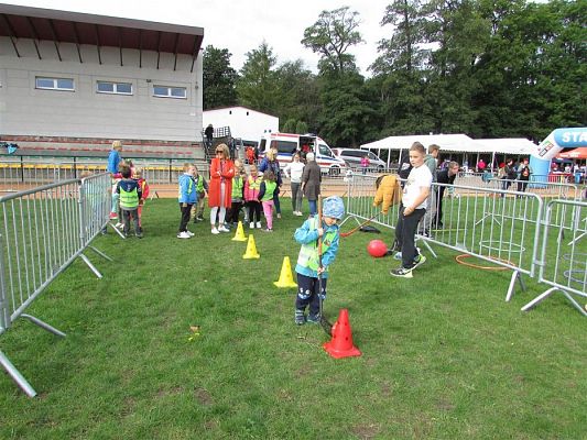 Grafika #41: 20.09.2019 Olimpiada osób niepełnosprawnych na stadionie w Charbrowie