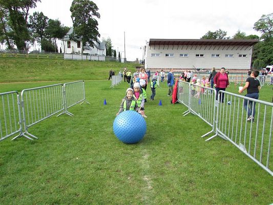 Grafika #42: 20.09.2019 Olimpiada osób niepełnosprawnych na stadionie w Charbrowie