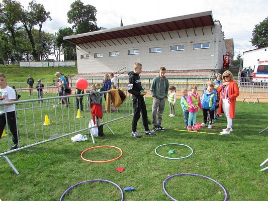 Grafika #48: 20.09.2019 Olimpiada osób niepełnosprawnych na stadionie w Charbrowie