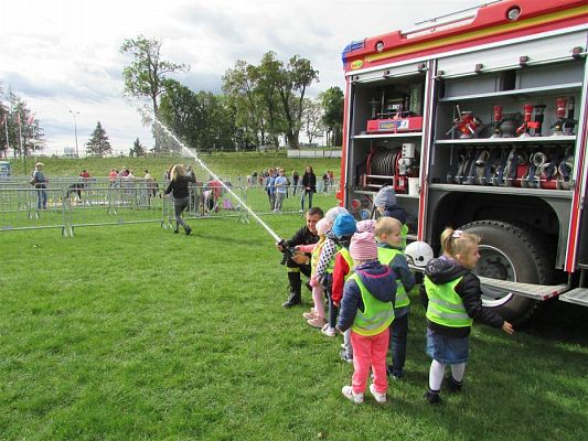 Grafika #61: 20.09.2019 Olimpiada osób niepełnosprawnych na stadionie w Charbrowie