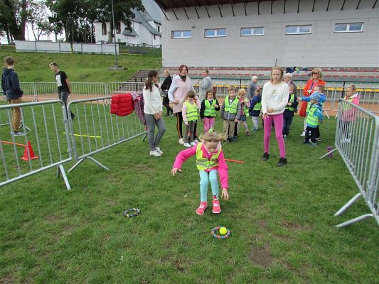 Grafika #75: 20.09.2019 Olimpiada osób niepełnosprawnych na stadionie w Charbrowie