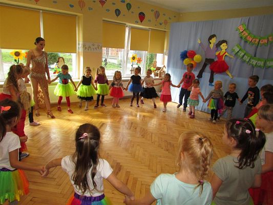 Grafika #27: 18.09.2019 Spotkanie z tancerzami Karoliną Morawiecką i Michałem Wesołowskim