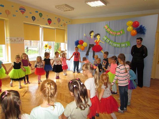 Grafika #28: 18.09.2019 Spotkanie z tancerzami Karoliną Morawiecką i Michałem Wesołowskim