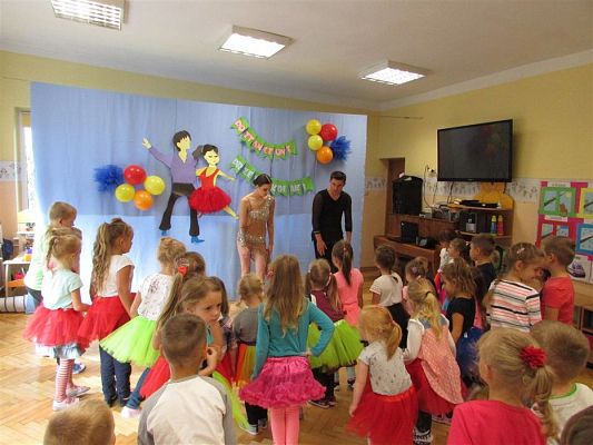 Grafika #35: 18.09.2019 Spotkanie z tancerzami Karoliną Morawiecką i Michałem Wesołowskim