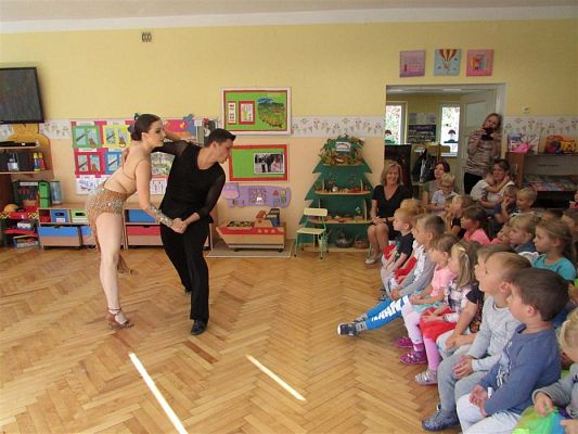 Grafika #37: 18.09.2019 Spotkanie z tancerzami Karoliną Morawiecką i Michałem Wesołowskim