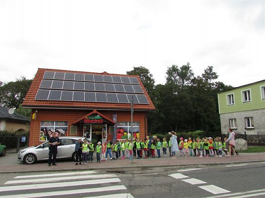 Grafika #46: 10.09.2019 Spotkanie z policjantem nt.&quot;Bezpieczna droga do przedszkola&quot;