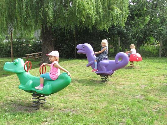 Grafika #25: Wakacyjne zabawy