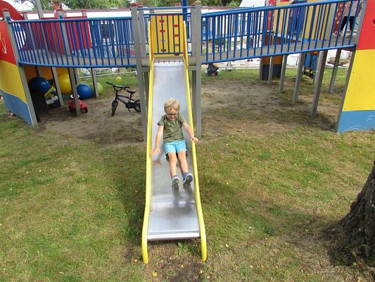 Grafika #26: Wakacyjne zabawy