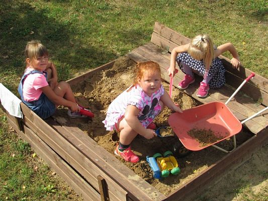 Grafika #29: Wakacyjne zabawy