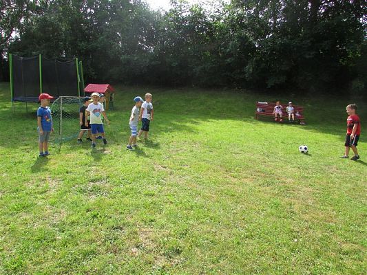 Grafika #36: Wakacyjne zabawy